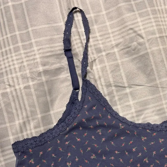 EUC PINK Victoria’s Secret Floral Crochet Trim Lounge Sleep Tank - Picture 5 of 7